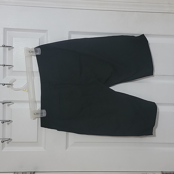 Shorts - Picture 4 of 4